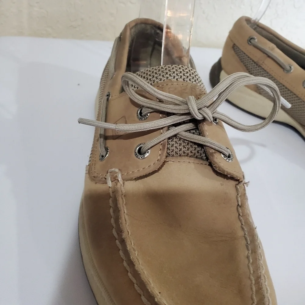 Sperry leather tan